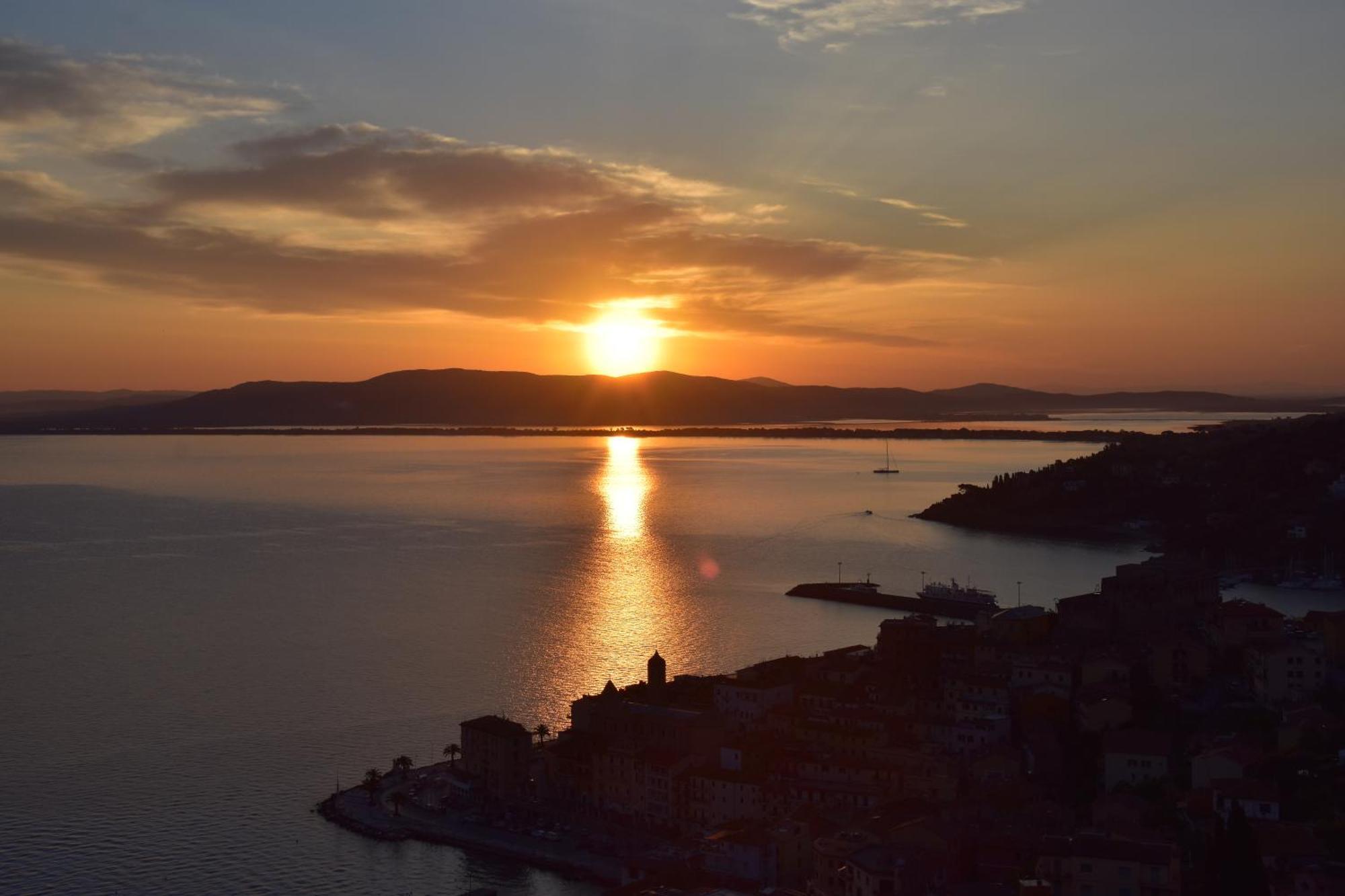 Tuscan Sunrise Porto Santo Stefano  Exterior photo